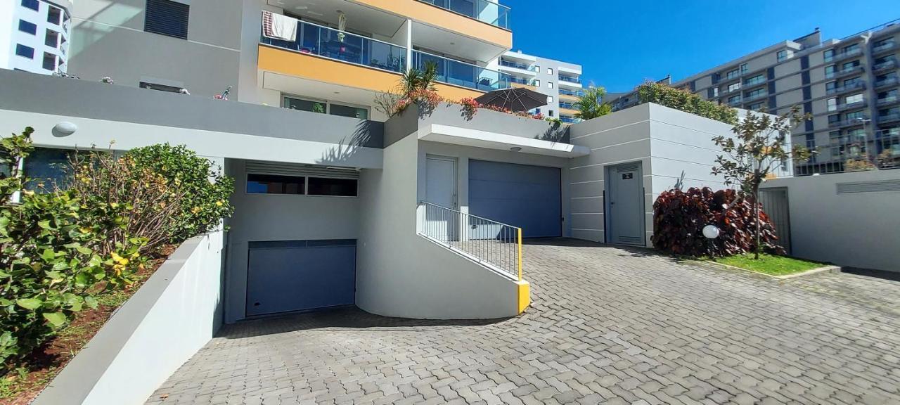 Getaway To Blue Paradise At Madeira Island Funchal  Exterior foto
